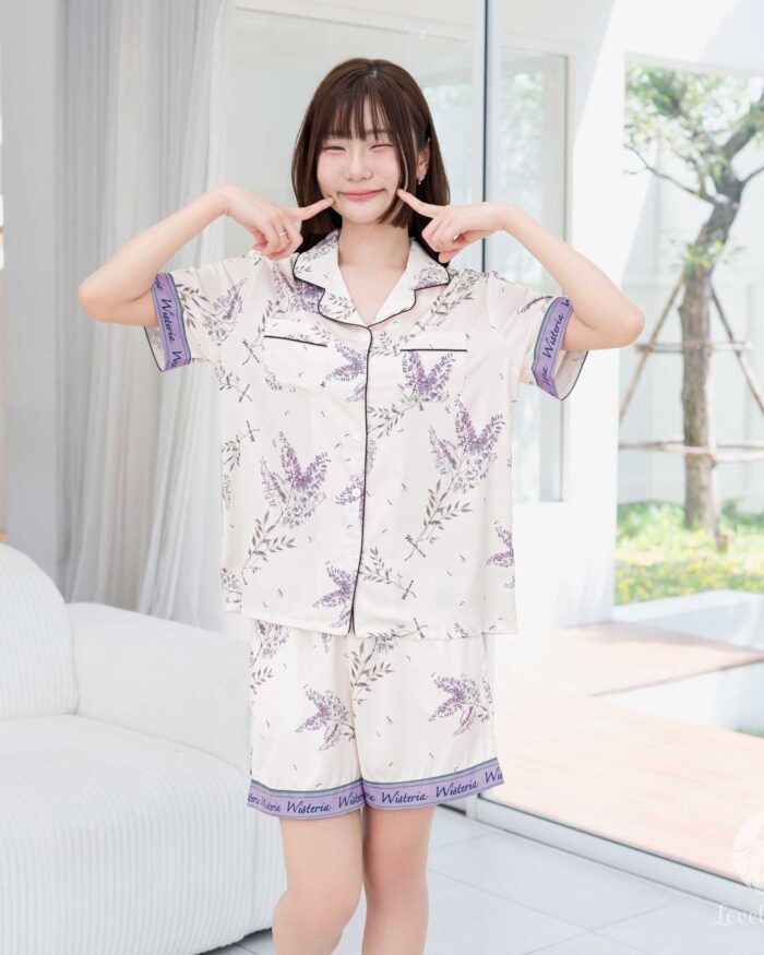 ชุดนอน Silk Satin แขนสั้น-ขาสั้น Wisteria A10