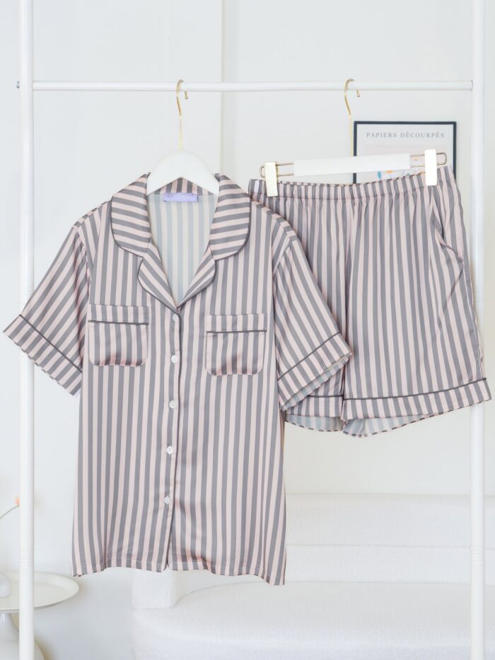 ชุดนอนผู้หญิง Silk Satin แขนสั้น-ขาสั้น So Sweet A77 - Image 6