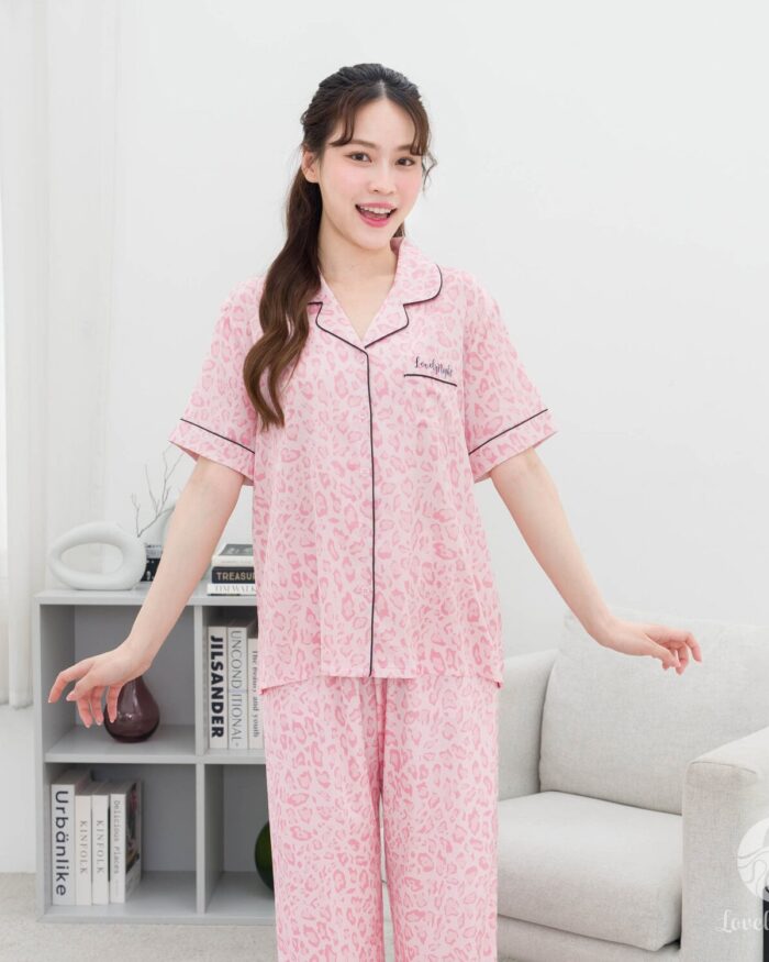 ชุดนอน LovelyNight แขนสั้น-ขายาว Pink Leopard D63