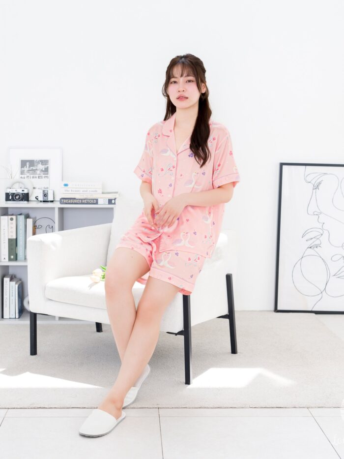 ชุดนอน LovelyNight แขนสั้น-ขาสั้น Loving Swans A58 - Image 6