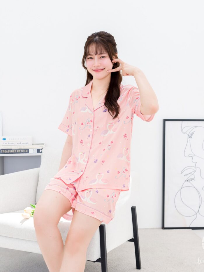 ชุดนอน LovelyNight แขนสั้น-ขาสั้น Loving Swans A58 - Image 5