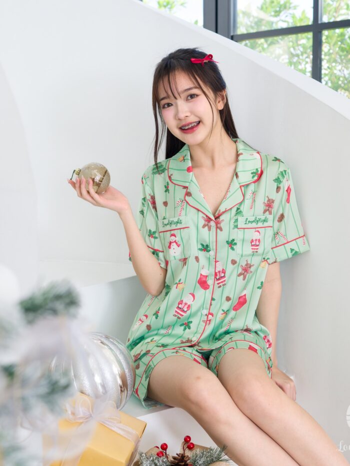 ชุดนอน LovelyNight แขนสั้น-ขาสั้น Xmas Green A90 - Image 4