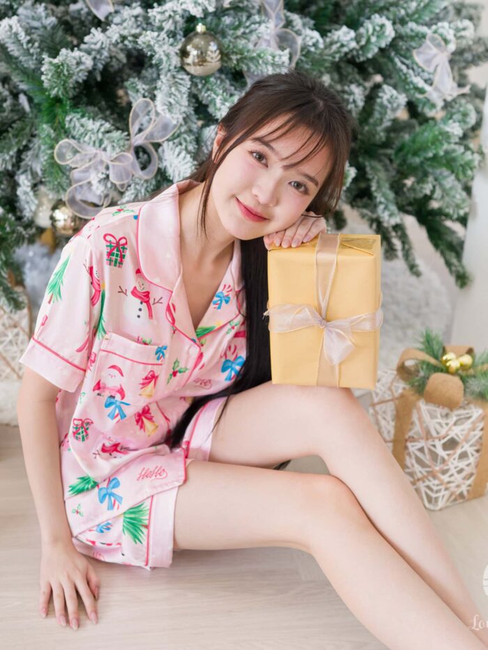 ชุดนอน LovelyNight แขนสั้น-ขาสั้น Santa Pink A91 - Image 4