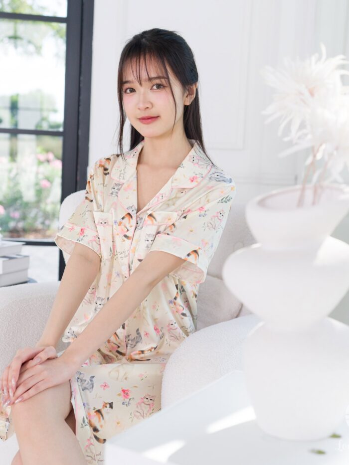 ชุดนอน LovelyNight กระโปรง Floral Cats C19 - Image 3