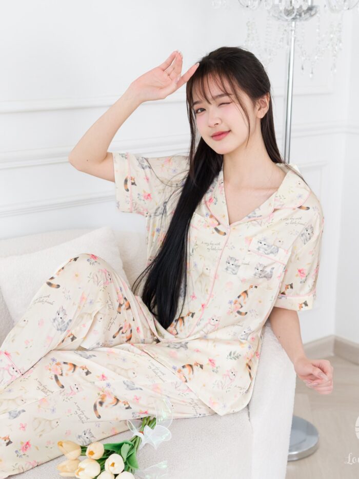 ชุดนอน LovelyNight แขนสั้น-ขายาว Floral Cats D19 - Image 4