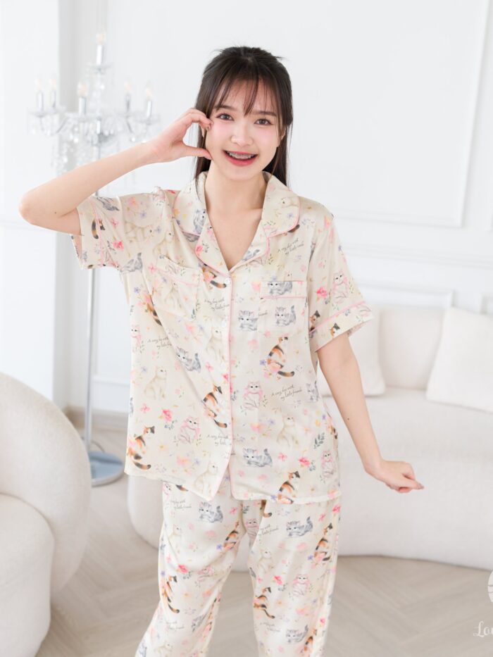 ชุดนอน LovelyNight แขนสั้น-ขายาว Floral Cats D19 - Image 2