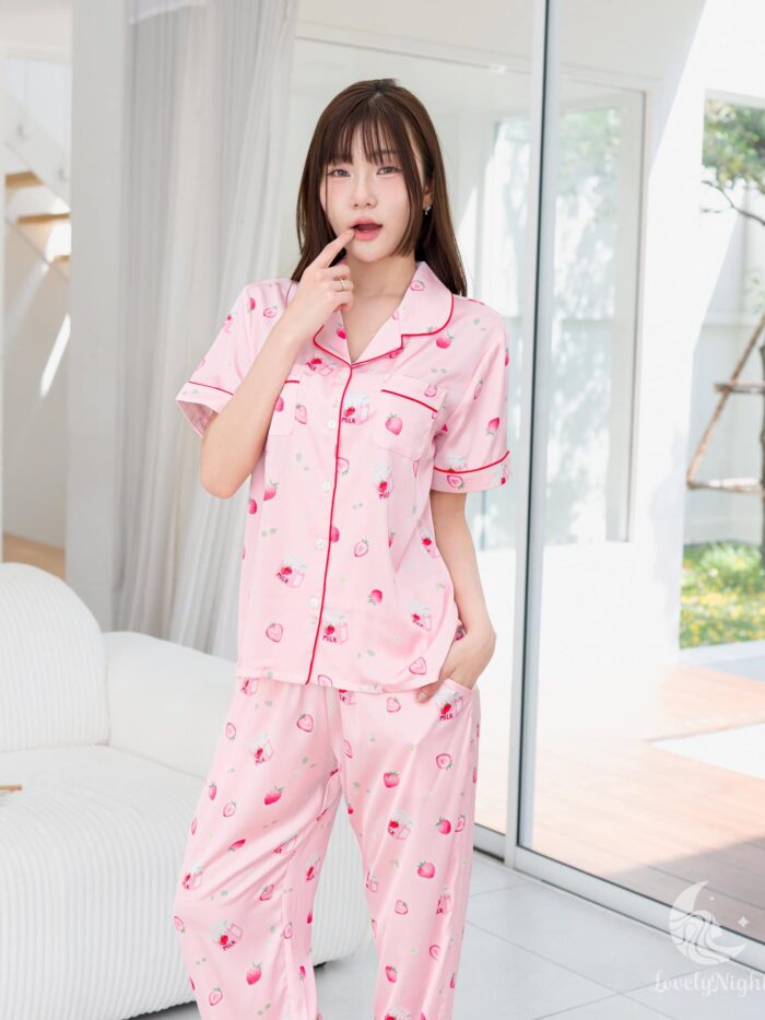 ชุดนอน LovelyNight แขนสั้น-ขายาว Strawberry Milk D11 - Image 2